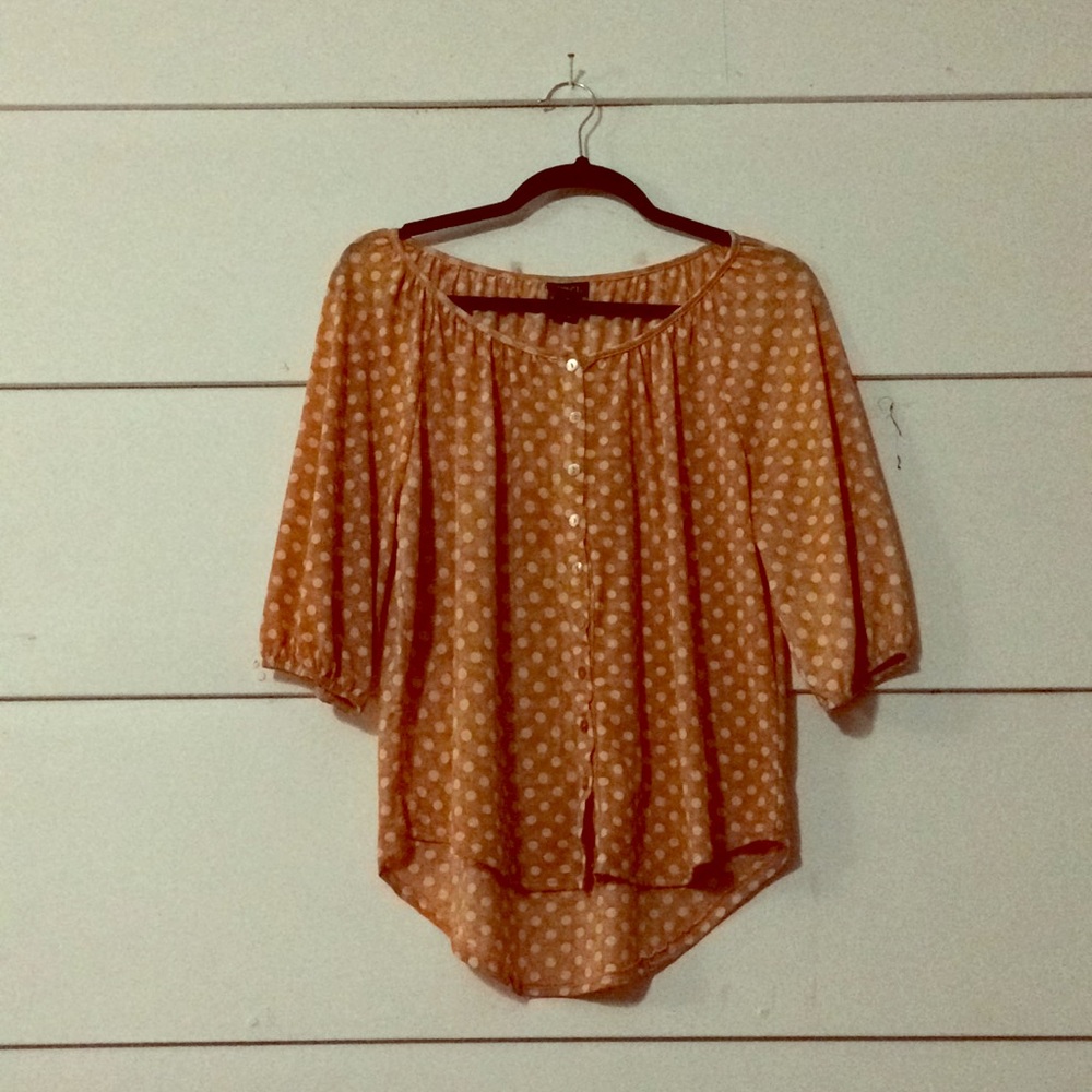 Rue 21 Medium Peach & White Polka Dot Button Up